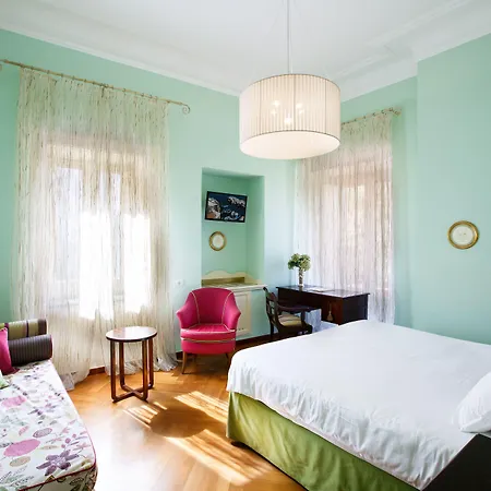 Konukevi Palazzo Marziale 4*