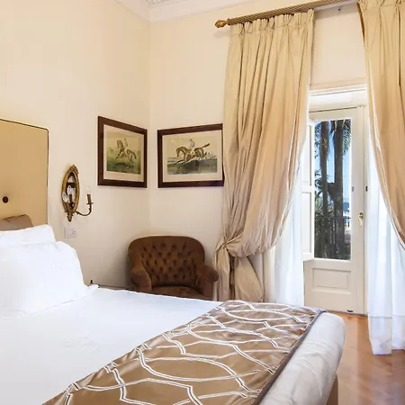 Palazzo Marziale Affittacamere 4*