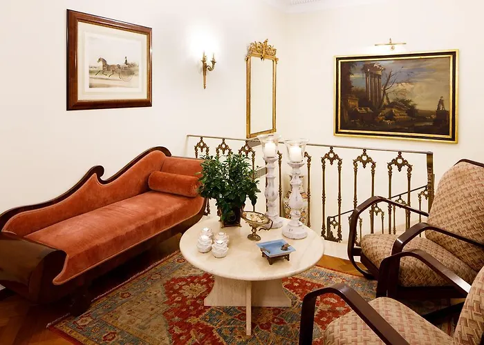 Palazzo Marziale Гостевой дом 4*